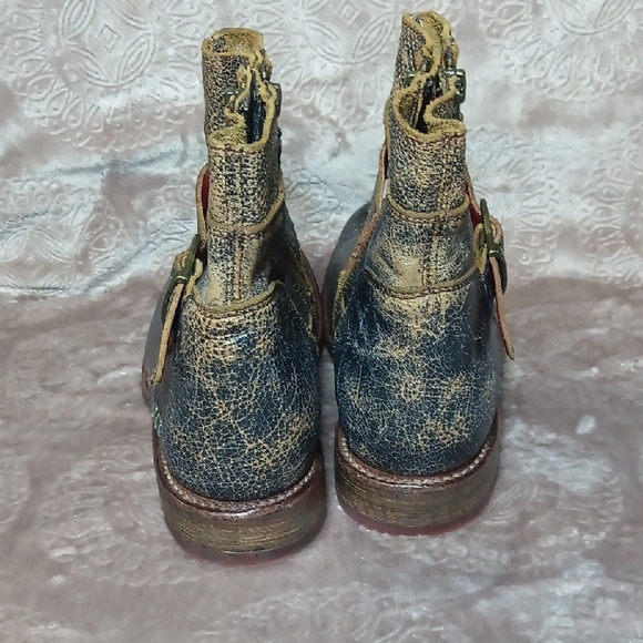 The Bed Stu Women's Becca Side Zip Distressed Boots - Picture 7 of 7